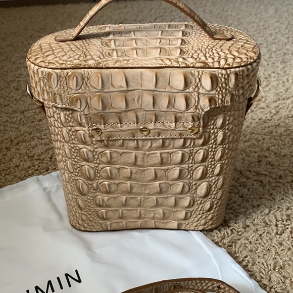 NWOT Brahmin tan bag: all sales are final: no refund no return - Picture 3 of 7